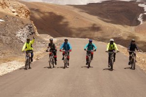 leh manali cycling 1