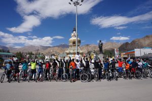 leh manali cycling 3